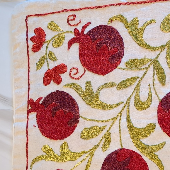 Turkish Embroidered Suzani Design Pillow Cover Case Approx 18" SQ  New - Picture 4 of 7